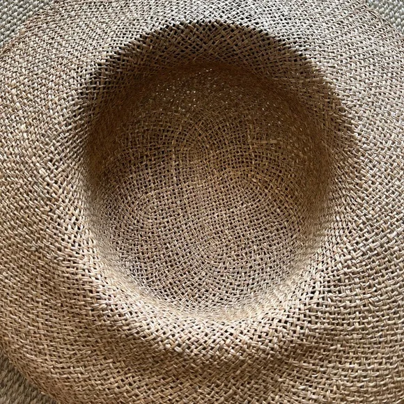 Vintage Straw Wide-Brim Hat with Black Lace Bow – Fits M/L - Picture 4 of 4